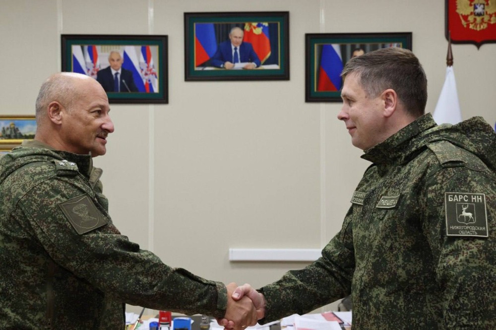 Замгубернатора Андрей Гнеушев вступил в ряды резервистов "БАРС-НН"