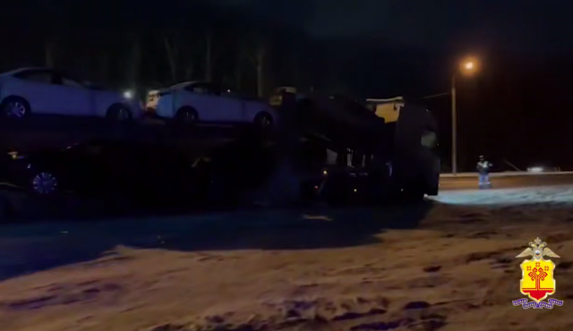 Чувашские полицейские обнаружили 18 кг наркотиков в автовозе