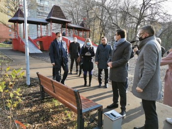 &quot;Все замечания жителей по благоустройству &quot;Красной горки&quot; должны быть устранены&quot;, - Юрий Шалабаев