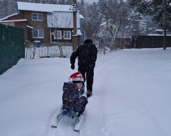 "Начали кататься на санках": как живёт нижегородский мальчик-бабочка после ГЗТ