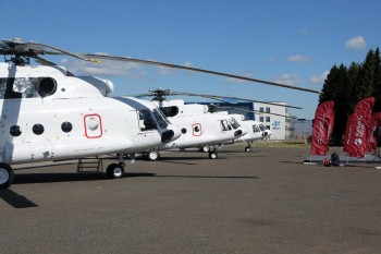 Еще десять казанских Ми-8 доставят в три округа России Еще десять казанских Ми-8 доставят в три округа России