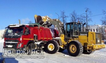 Более 4 тыс. кубометров снега вывезено с улиц и дорог Дзержинска Нижегородской области с начала года