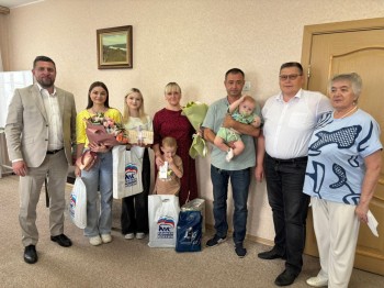 Всероссийская акция "Собери ребенка в школу" проходит в Нижегородской области