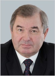 Алексей Прасолов избран председателем Государственного Совета Удмуртии Алексей Прасолов избран председателем Государственного Совета Удмуртии