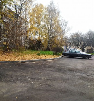 Дополнительные парковочные места появились на Юбилейном бульваре Нижнего Новгорода после комплексного благоустройства дворов