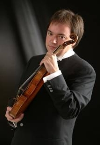 В Нижегородской филармонии 6 и 8 октября выступит известный скрипач Крылов