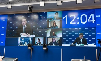 "За каждым проблемным вопросом стоит конкретный человек", - Дмитрий Медведев