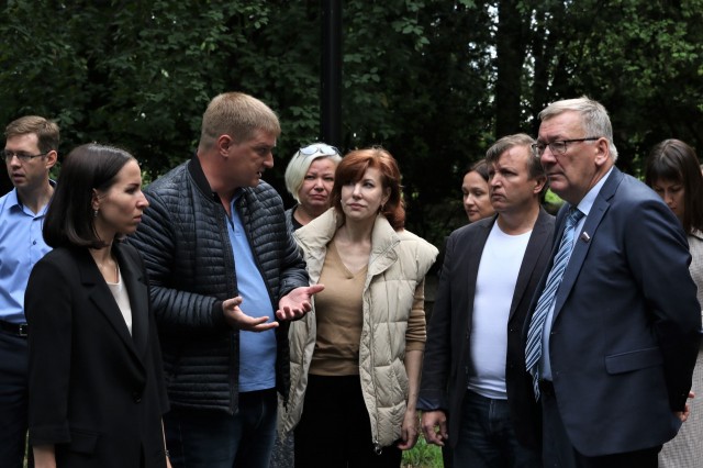 Депутаты Думы Нижнего Новгорода оценили содержание парков Станкозавода и 