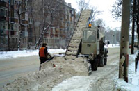 В Н.Новгороде в настоящее время более 300 единиц спецтехники продолжают очистку улиц в усиленном режиме