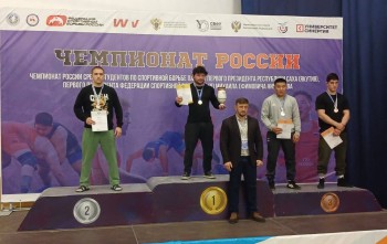 Сергей Еремеев из Чувашии взял серебро чемпионата России по спортивной борьбе среди студентов