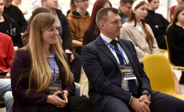 Стратегическая проектная сессия "Этноконфессиональный, культурный, политический диалог" состоялась в рамках международной научно-практической конференции "Великий шёлковый путь" в НГЛУ Стратегическая проектная сессия "Этноконфессиональный, культурный, политический диалог" состоялась в рамках международной научно-практической конференции "Великий шёлковый путь" в НГЛУ