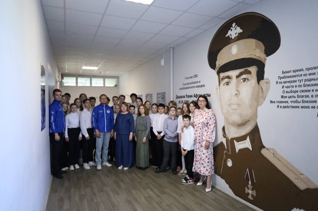В Нижнем Новгороде открыли граффити в честь участника СВО В Нижнем Новгороде открыли граффити в честь участника СВО