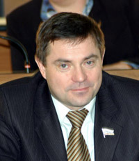 Работа мэрии в 2005 году была удовлетворительной, считает депутат Анисимов