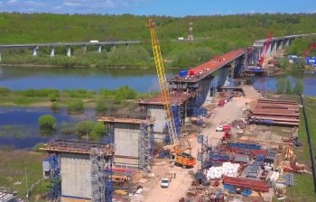 Второй мост через Суру на М-7 введут к концу года