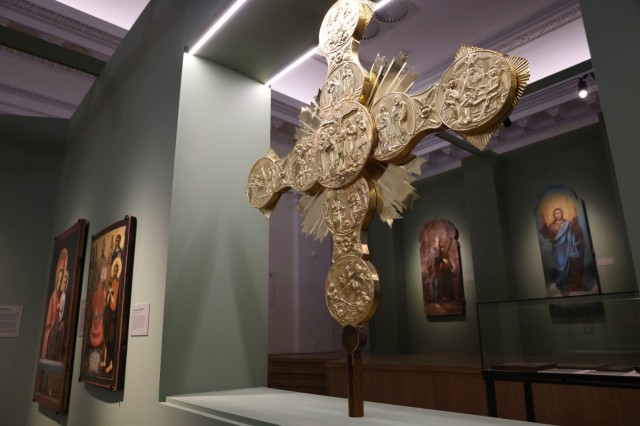 В Нижегородском художественном музее открылась выставка «Сохраненные святыни» В Нижегородском художественном музее открылась выставка «Сохраненные святыни»