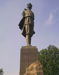 Памятник Горькому на одноименной площади в Н.Новгороде передан в федеральную собственность – Горин