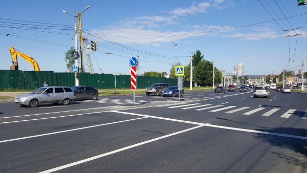 Работы по программе "Безопасные и качественные дороги"  завершаются еще на семи дорожных объектах Чебоксар 