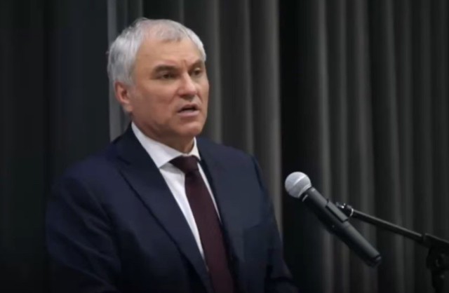 Володин раскритиковал подготовку к возведению школы на 1 тыс. мест в Саратове Володин раскритиковал подготовку к возведению школы на 1 тыс. мест в Саратове