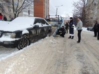 Мешающие уборке снега автомобили в Чебоксарах отправляют на штрафстоянку