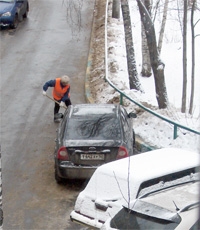 Для уборки снега в зимний период администрация Н.Новгорода планирует привлечь не менее 2,7 тыс. дворников и дорожных рабочих — Кондрашов