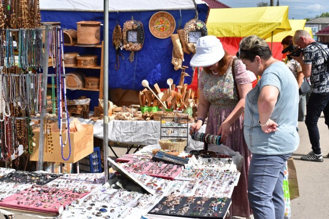 Нижегородцы смогут приобрести продукцию по ценам от производителя на ярмарке «Покупайте нижегородское» в Заволжье Нижегородцы смогут приобрести продукцию по ценам от производителя на ярмарке «Покупайте нижегородское» в Заволжье