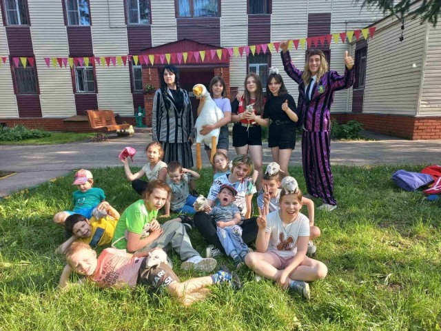 Сотрудники ЦУМа побывали в гостях у воспитанников реабилитационного центра "Бригантина" 