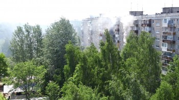 Более 30 человек эвакуированы из жилого дома на улице Мончегорской в Нижнем Новгороде из-за пожара