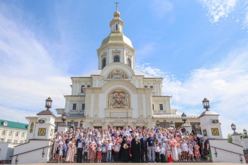  Победителей конкурса "Большая семья – опора России" наградили в Нижегородской области