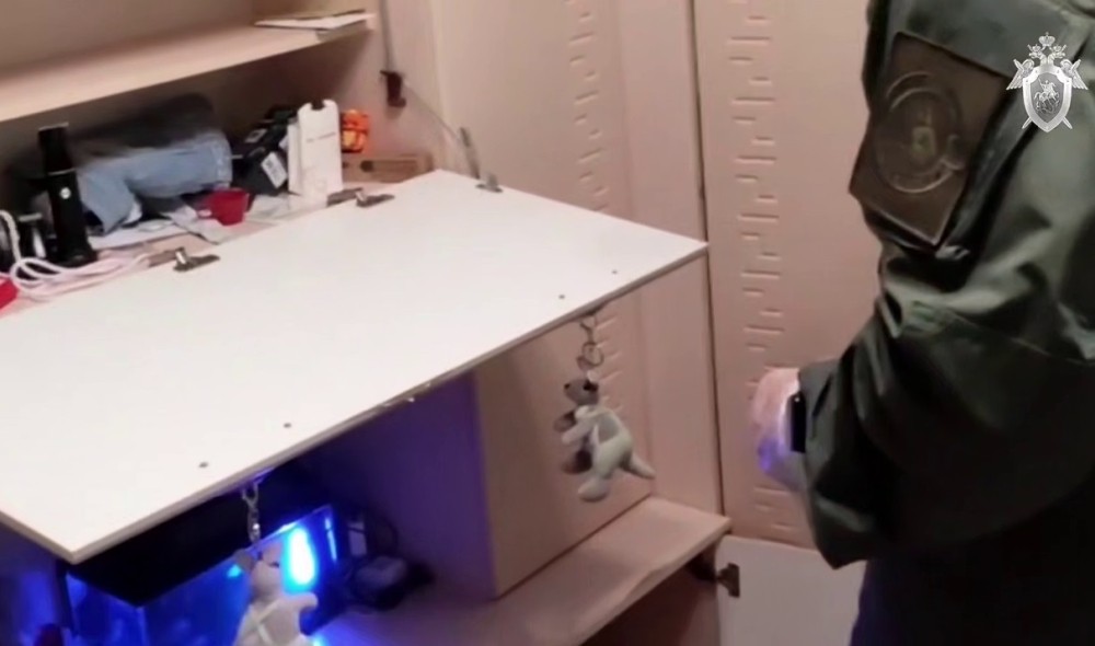 Женщину и двоих детей обнаружили убитыми в квартире в Ульяновске