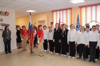 Андрей Чечерин проверил капитальный ремонт Мурзинской школы