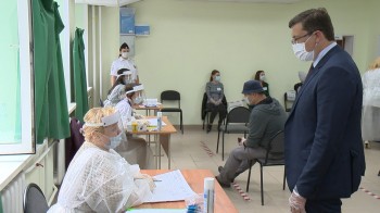 Глеб Никитин оценил соблюдение мер безопасности на избирательном участке в Нижнем Новгороде