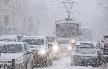 Нижегородских автомобилистов призвали воздержаться от дальних поездок из-за сильного снегопада 10-11 ноября  