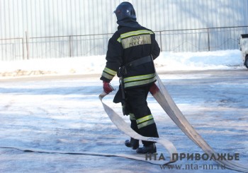 Почти 30 человек тушили пожар на &quot;Борском заводе торгового машиностроения&quot; в Нижегородской области 18 ноября