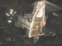 Два автомобиля горели в Ленинском районе Нижнего Новгорода ранним утром 11 ноября 