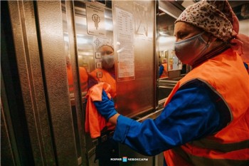 Лучшему дворнику в Чебоксарах вручат премию в 15 тысяч рублей