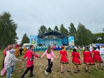 Еще в шести округах до 13 сентября пройдет «Хоровод традиций Нижегородского края» Еще в шести округах до 13 сентября пройдет «Хоровод традиций Нижегородского края»