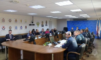 Почти 2 тысячи образовательных организаций Нижегородской области приняли участие во Всероссийских антитеррористических учениях Почти 2 тысячи образовательных организаций Нижегородской области приняли участие во Всероссийских антитеррористических учениях