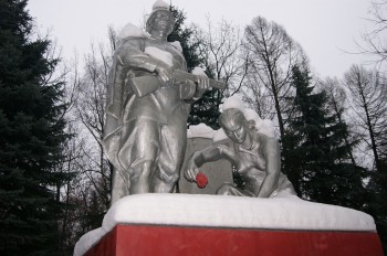 Шесть памятников и мемориальных комплексов намерены отремонтировать жители Советского района ко Дню Победы