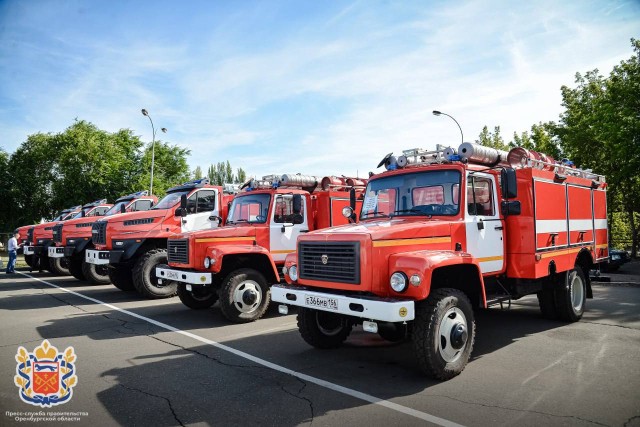 Автопарк противопожарной службы обновили в Оренбуржье
