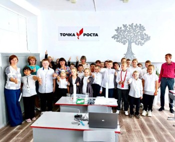  Единый день открытия &quot;Точек роста&quot; и &quot;Кванториумов&quot; прошел в школах Оренбуржья