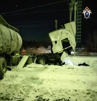 Бензовоз столкнулся с пассажирским поездом на ст. Потьма в Мордовии