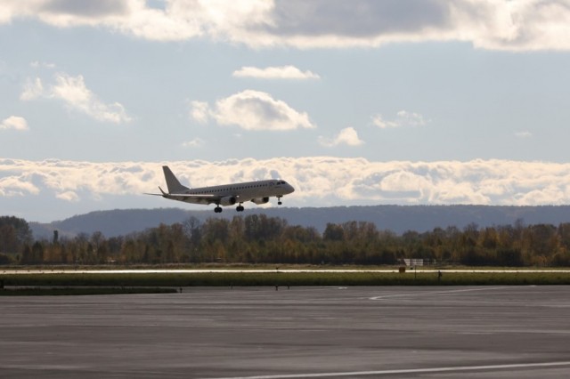 Авиакомпания "Икар" приступила к полетам из Нижнего Новгорода в Оренбург