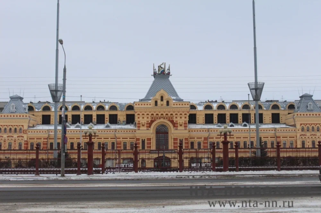 Работы по замене кровли начались в здании Нижегородской ярмарки