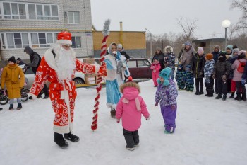 Участниками праздника &quot;Новый год в каждый двор&quot; уже стали более трех тысяч нижегородцев