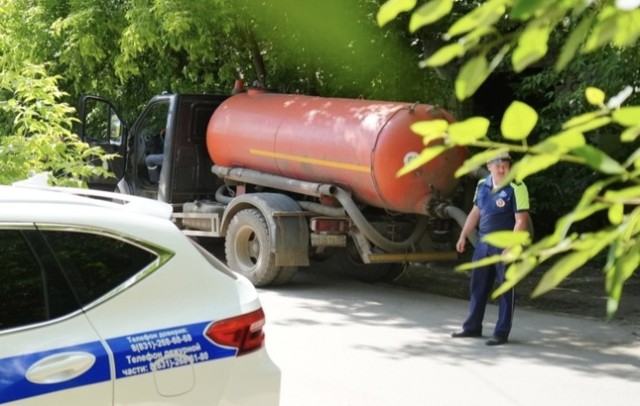 10 черных ассенизаторов поймали на одной точке в Нижнем Новгороде за 2 часа