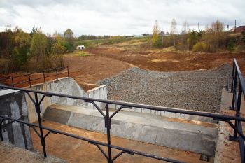 Капитальный ремонт плотины в селе Кирилловка Арзамасского района Нижегородской области планируется завершить до конца октября 2016 года