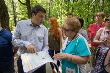 "При благоустройстве объектов жители дают очень много ценных рекомендаций", - Денис Москвин