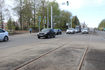 Полностью сняты ограничения движения транспорта после завершения реконструкции трамвайных путей на ул. Бекетова