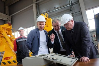 Инвестпроект по переработке металла на ₽160 млн открыли в Кировской области Инвестпроект по переработке металла на ₽160 млн открыли в Кировской области