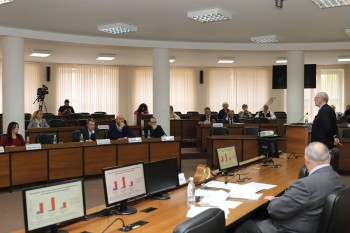  Профильная комиссия Думы Нижнего Новгорода запросила у мэрии подробную статистику по жалобам жителей на пуск тепла